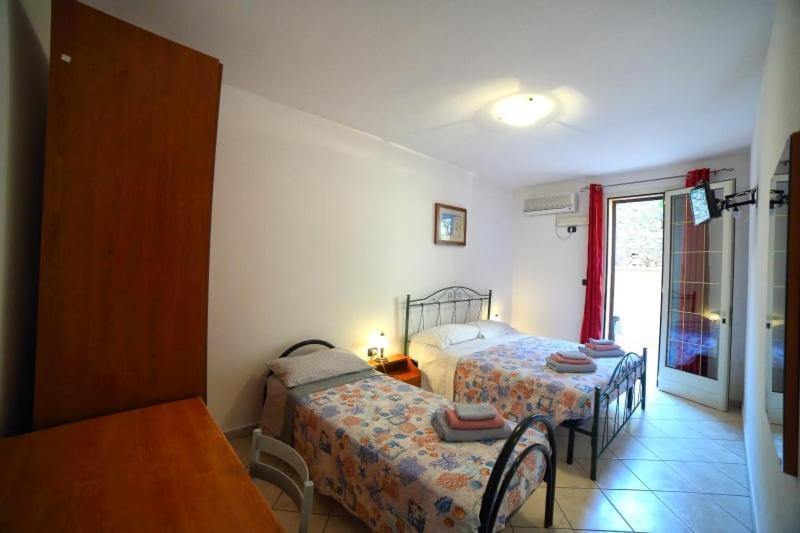 Maxpensione Morciano di Leuca Esterno foto